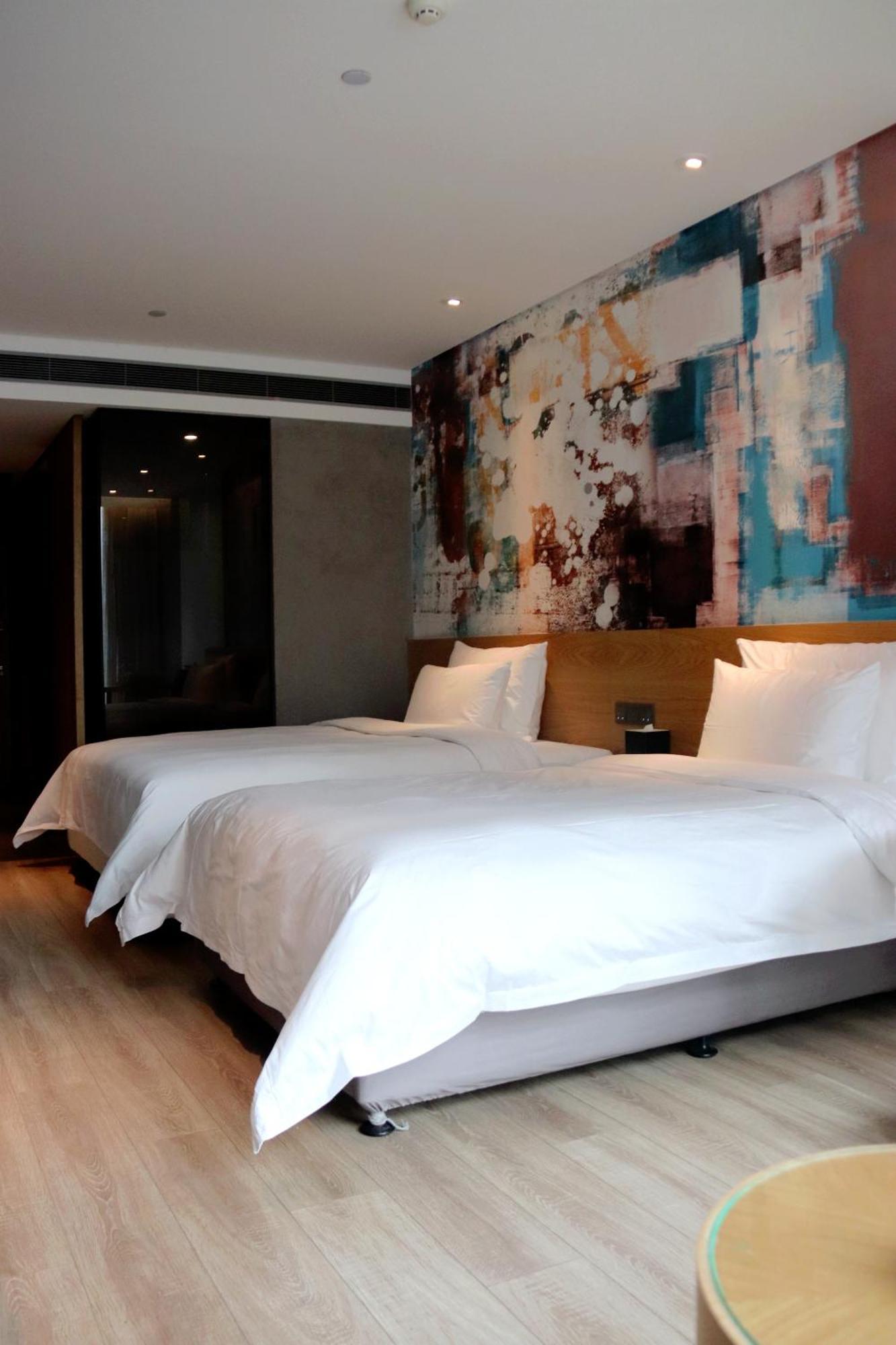 M Hotel Женгжо Екстериор снимка