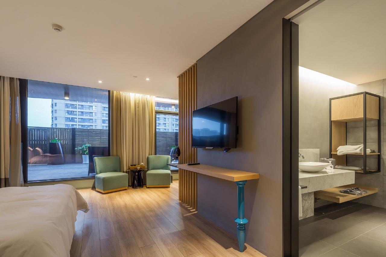 M Hotel Женгжо Екстериор снимка